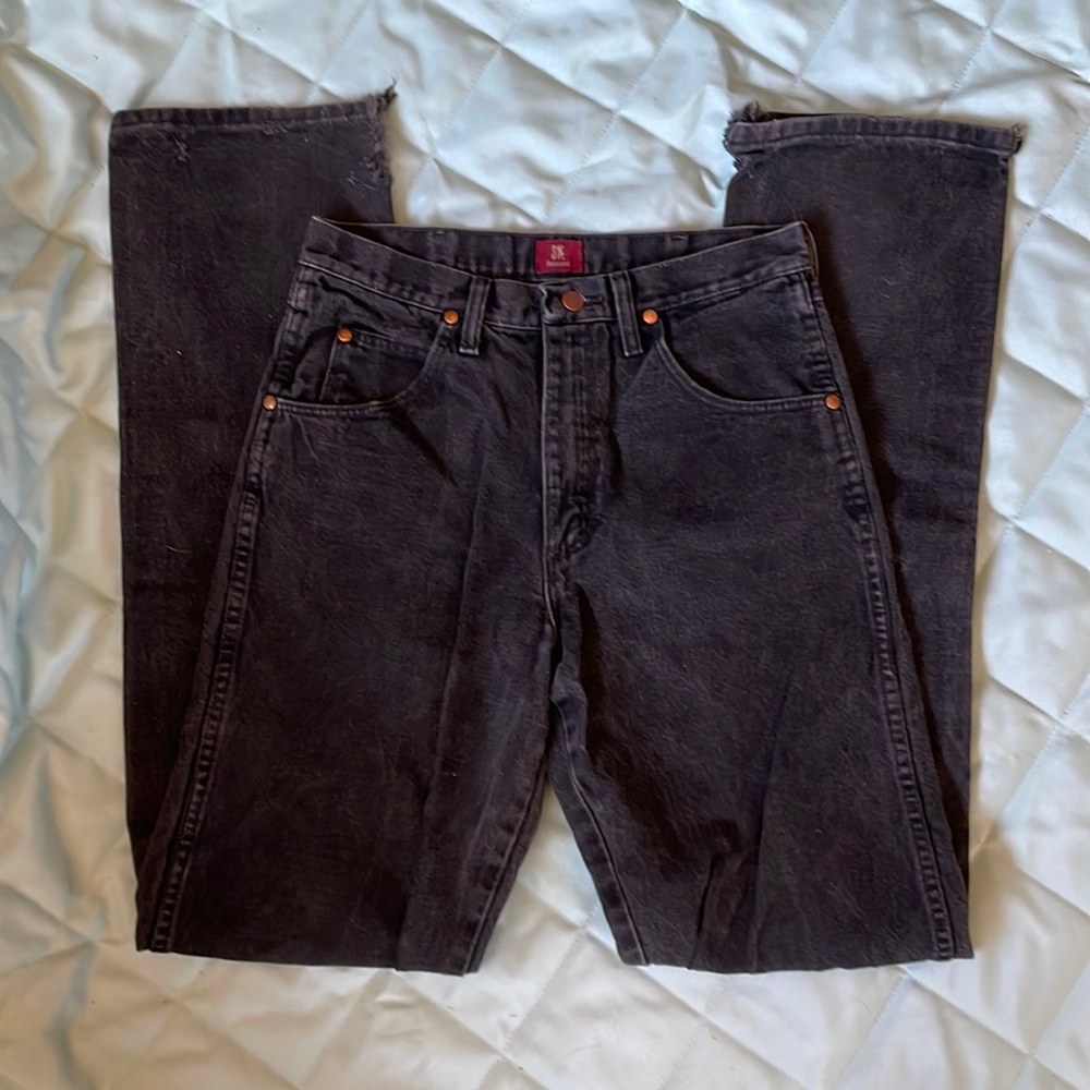 Black wranglers 30x38